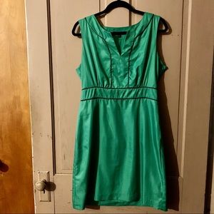 Banana Republic Green Dress with Pockets!
